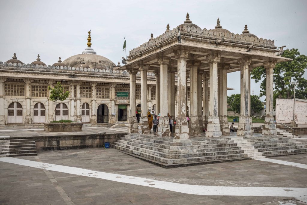 Sarkhej Roza, Ahmedabad, Gujarat - Tourism Information